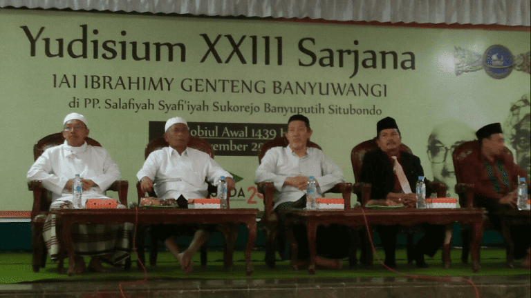 IAI IBRAHIMY GELAR YUDISIUM S1 KE-23 DI PP SALAFIYAH SYAFIIYAH SUKOREJO SITUBONDO