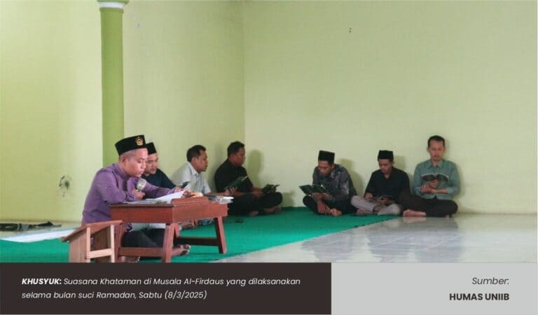 SELURUH KARYAWAN UNIIB GELAR KHOTMIL QURAN DI MUSHOLLA AL-FIRDAUS