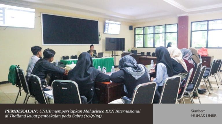 DELAPAN MAHASISWA UNIIB SIAP KKN DI THAILAND