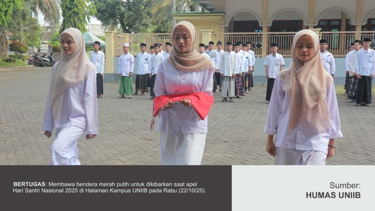 REKTOR UNIIB PIMPIN APEL SANTRI