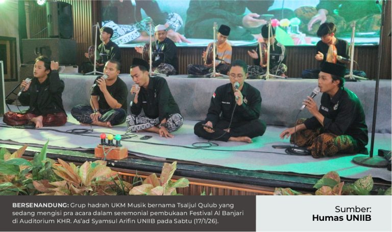 MENCINTAI SENI NUSANTARA, UKM MUSIK UNIIB MENGGELAR FESBAN
